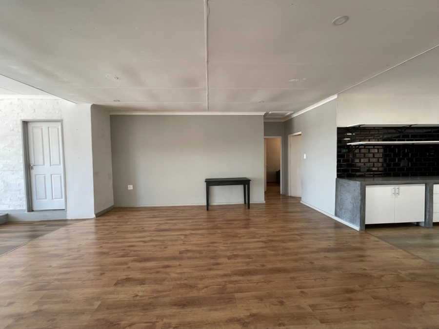 3 Bedroom Property for Sale in Wilkoppies North West